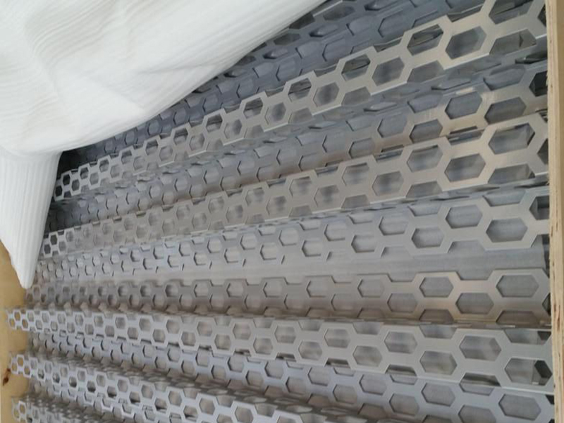 靖邊縣4S店幕墻裝飾沖孔板