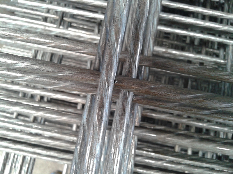 靖邊縣高強高韌低合金鋼筋網