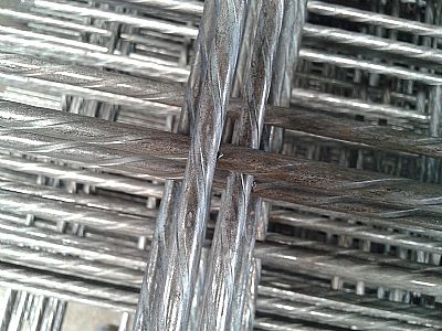 靖邊縣高強高韌低合金鋼筋網