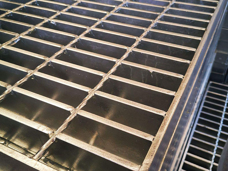 臨沭縣電鍍鋅鋼格板