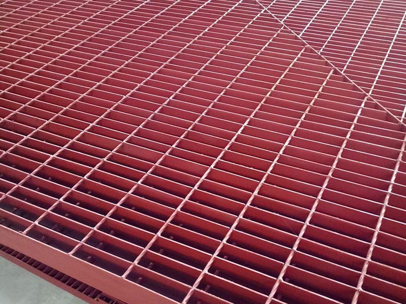 大東區噴漆鋼格板