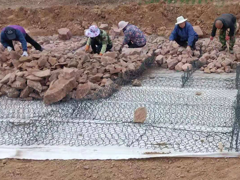 靖邊縣石籠網(wǎng)護(hù)墊