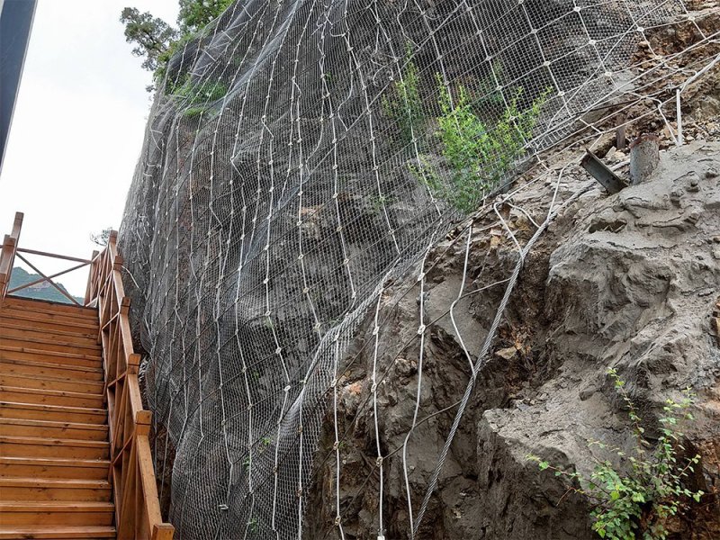 靖邊縣邊坡鋼絲繩網