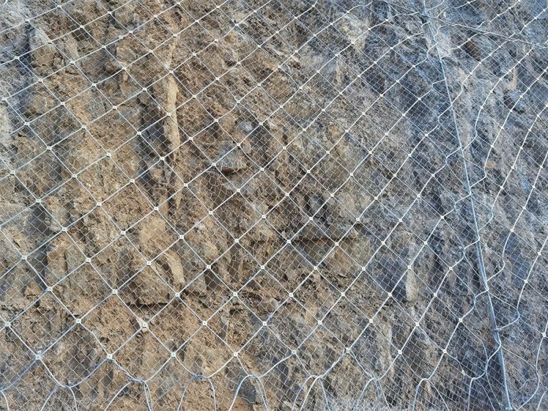 靖邊縣山體攔石防護(hù)網(wǎng)