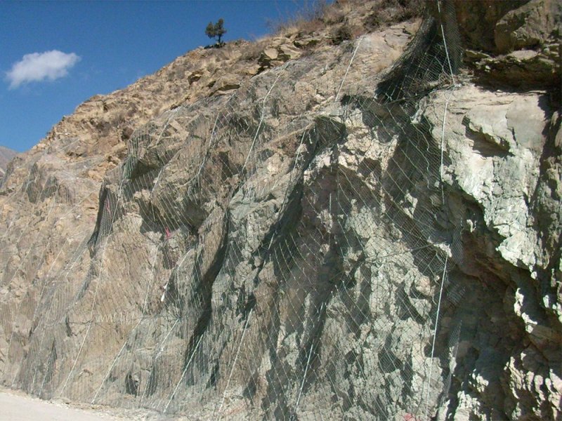 靖邊縣SNS柔性邊坡網系統