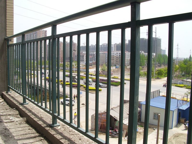 陽臺(tái)護(hù)欄 陽臺(tái)護(hù)欄